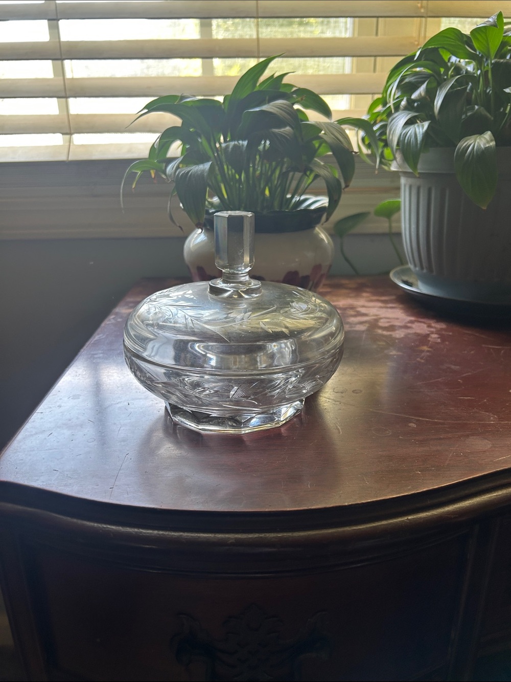 Vintage etched clear glass or crystal lidded candy dish. Cambridge Lynbrook